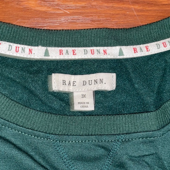 NWT Rae Dunn “Merry” Lightweight Sweatshirt - Picture 2 of 7